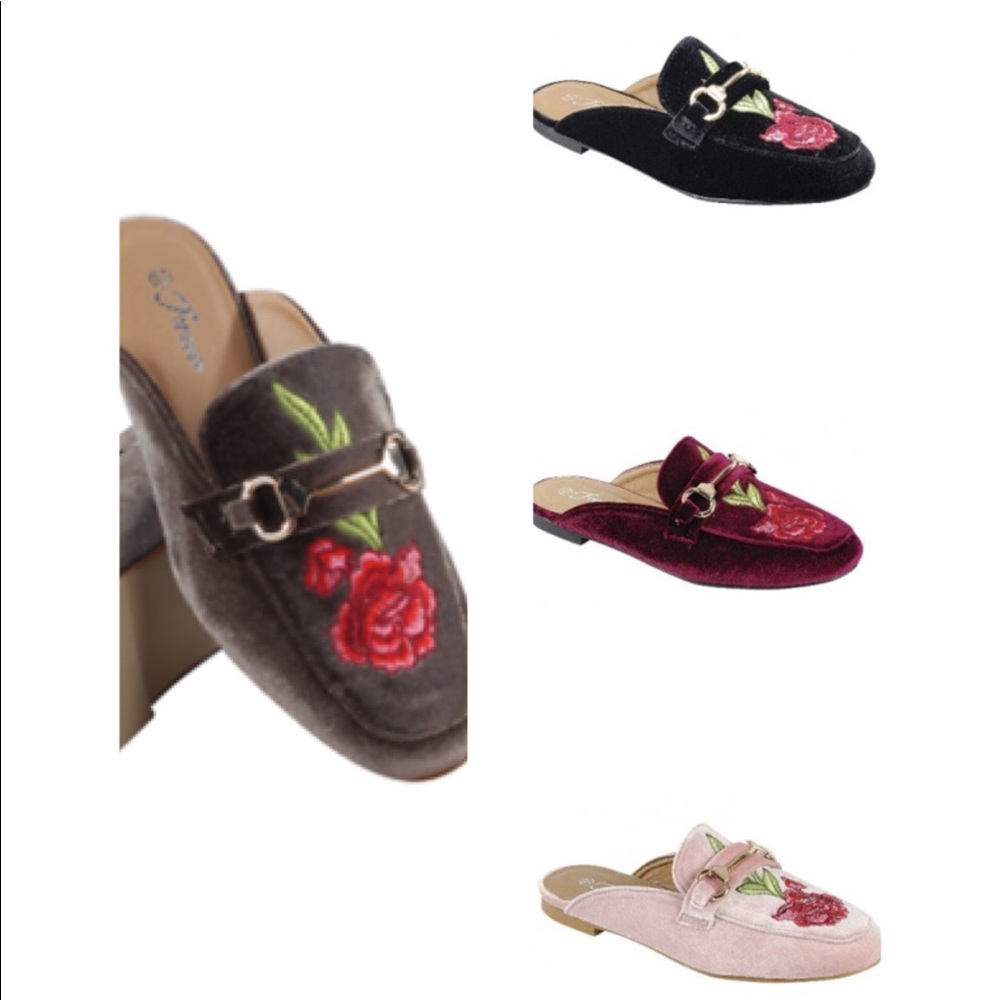 $15 ➡️ Mules in many colors Faux velvet & leather